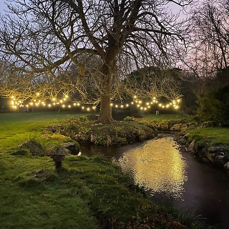 Unique & Rural Child Friendly Annexe With Large Gardens, Games & Tennis Court - Chichester Holiday Properties Экстерьер фото