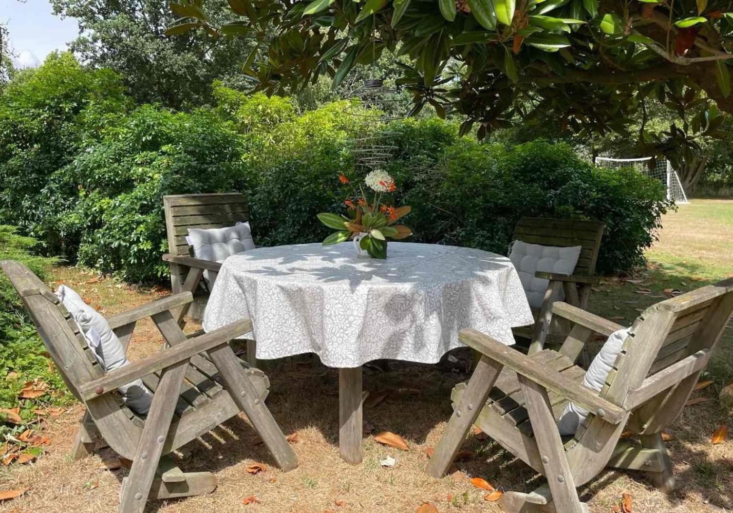 Unique & Rural Child Friendly Annexe With Large Gardens, Games & Tennis Court - Chichester Holiday Properties Экстерьер фото