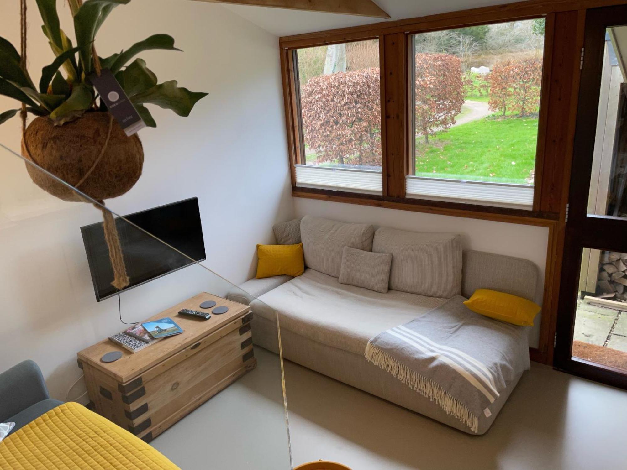 Unique & Rural Child Friendly Annexe With Large Gardens, Games & Tennis Court - Chichester Holiday Properties Экстерьер фото