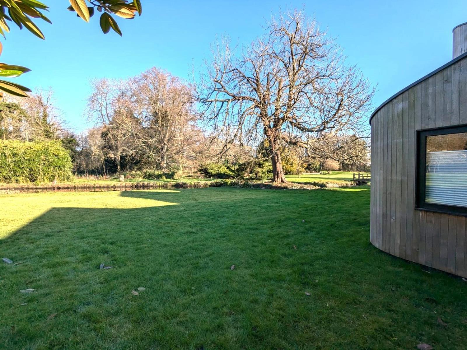 Unique & Rural Child Friendly Annexe With Large Gardens, Games & Tennis Court - Chichester Holiday Properties Экстерьер фото