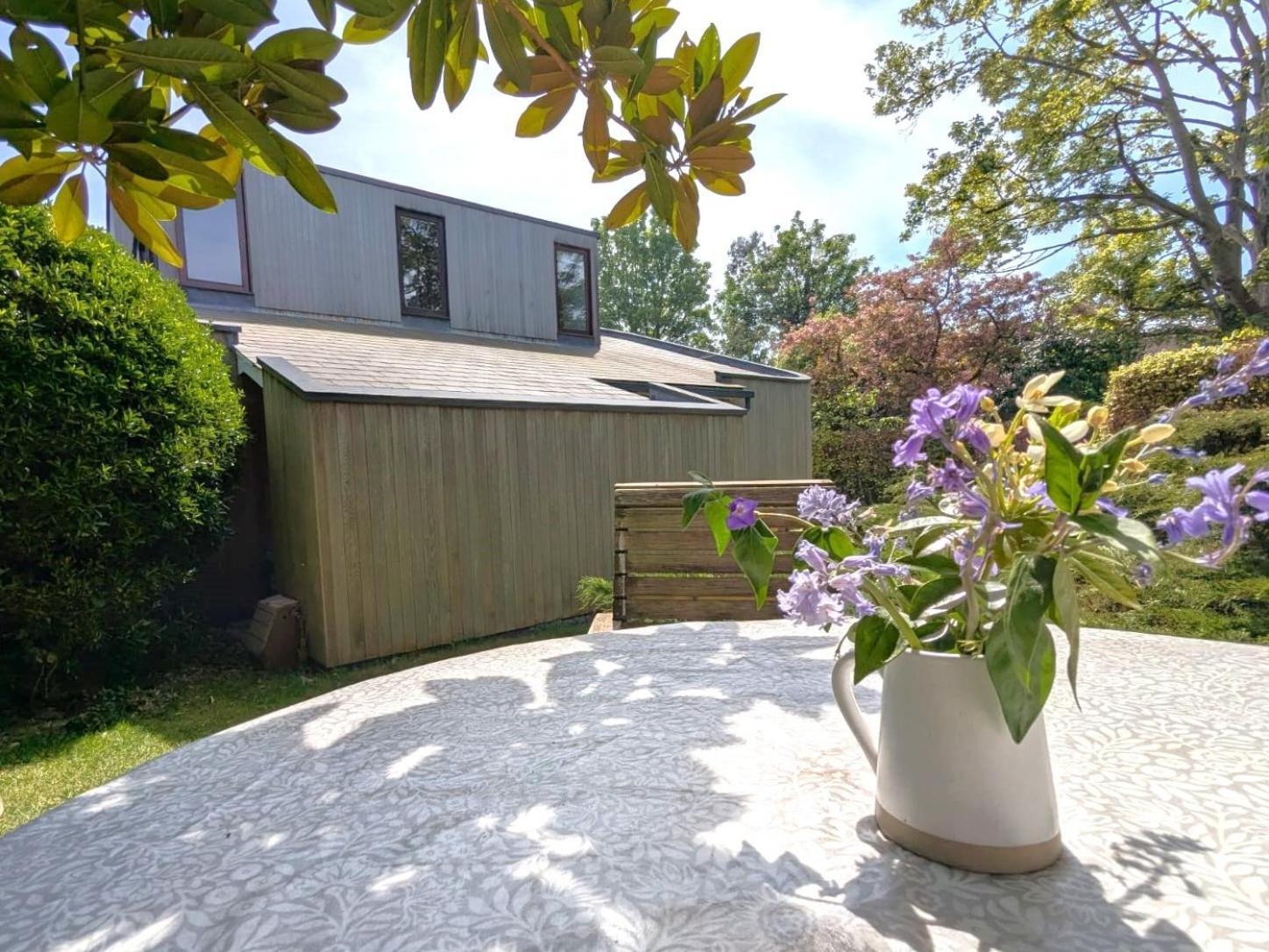 Unique & Rural Child Friendly Annexe With Large Gardens, Games & Tennis Court - Chichester Holiday Properties Экстерьер фото